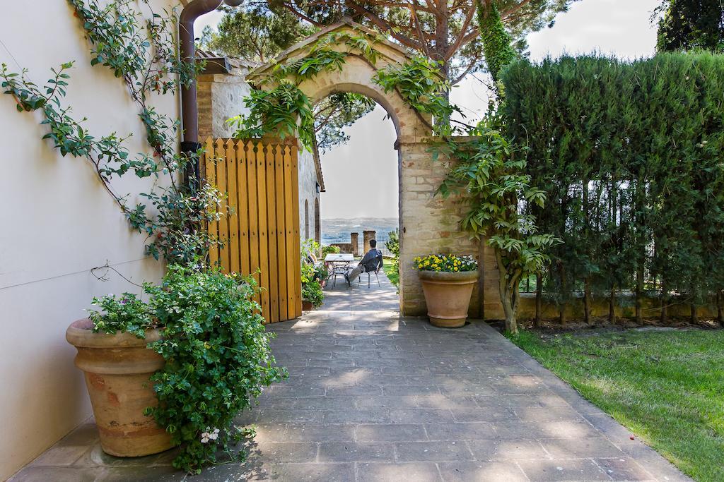 Argiano Dimore Wine Relais Exteriör bild